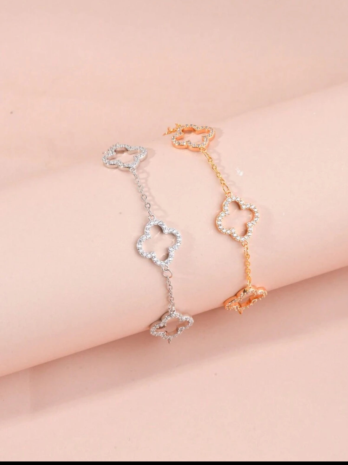Elegant Clover Bracelet