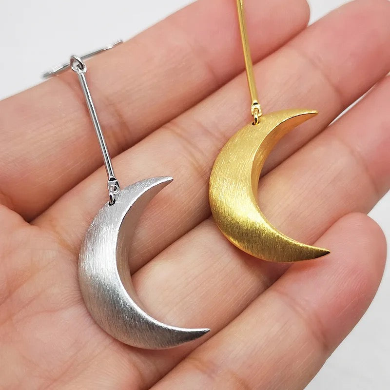 Crescent Moon Earring