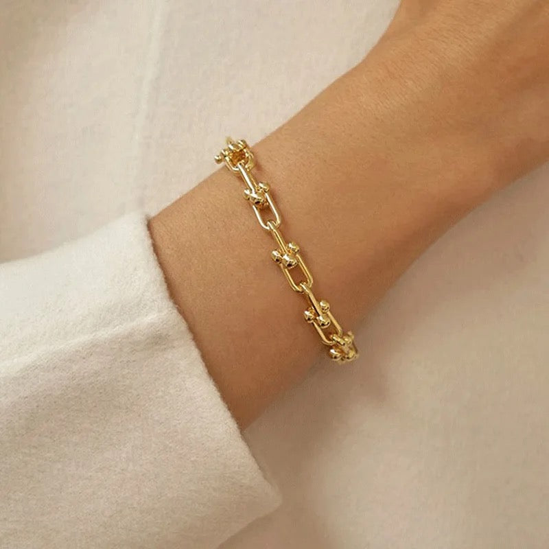 U Shape Link Chain Bracelet