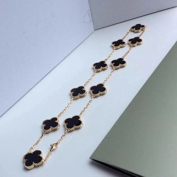10 Clover Necklace