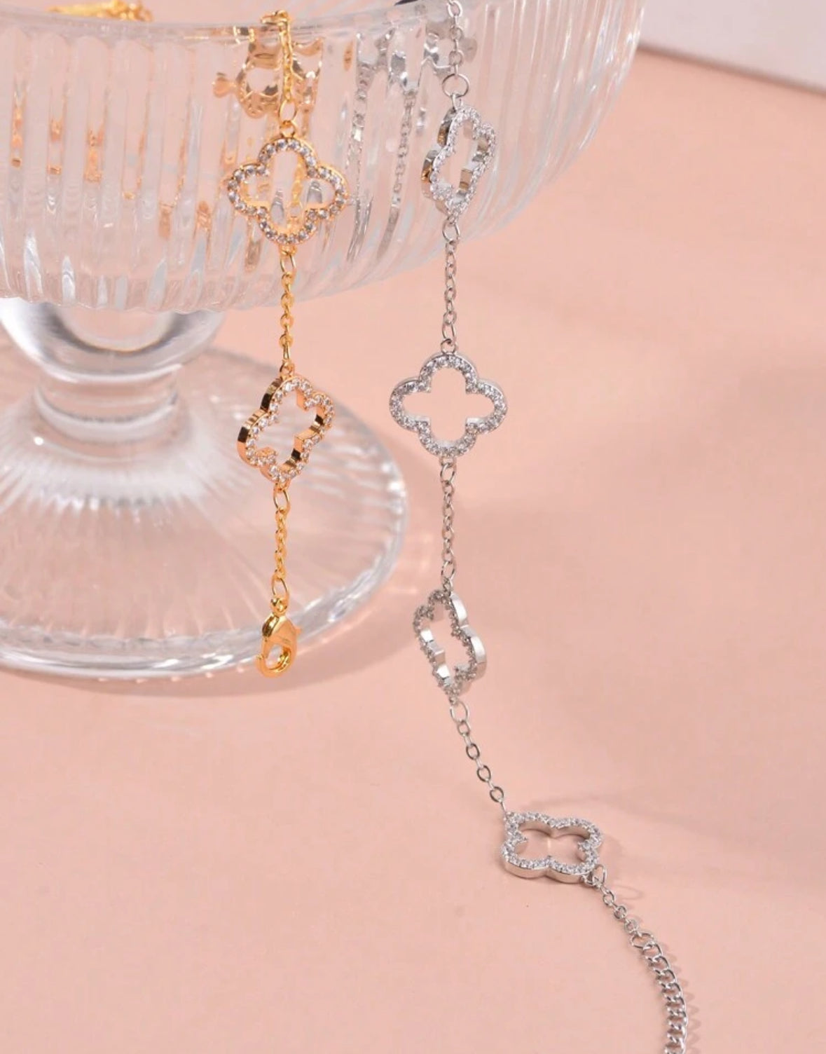 Elegant Clover Bracelet